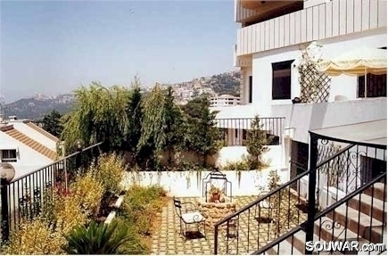 Building in Ballouneh