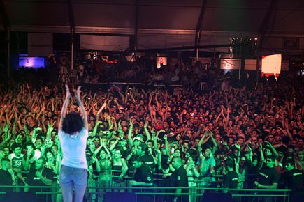 Hayfa and 50 Cent at Biel