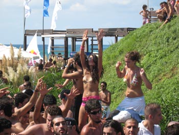 MixFM final One at Oceana