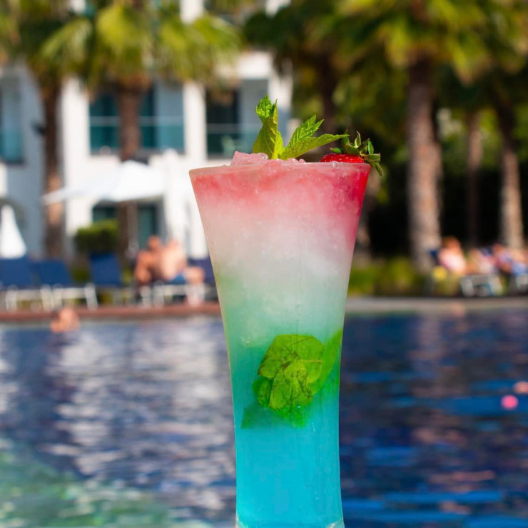 Azure Beach Resort - Zouk Mosbeh