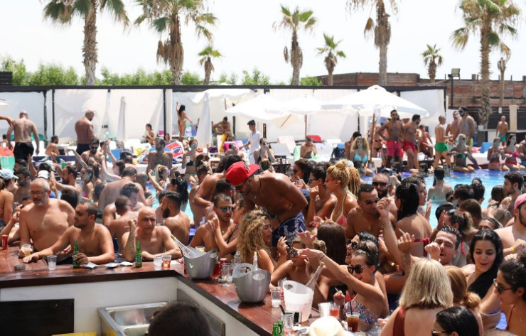 La Suite Oceana Beach Resort - Damour