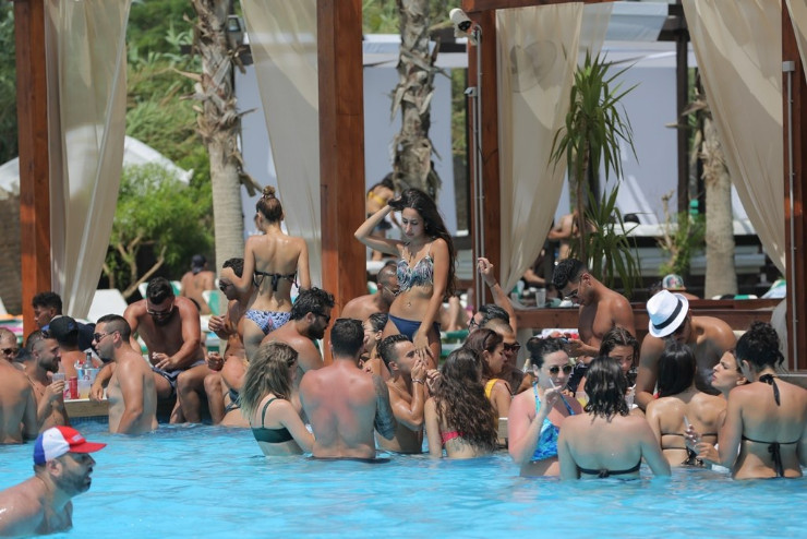 La Suite Oceana Beach Resort - Damour